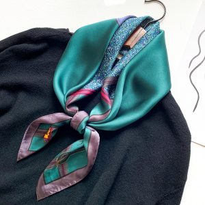Foulard carré ODDA 1