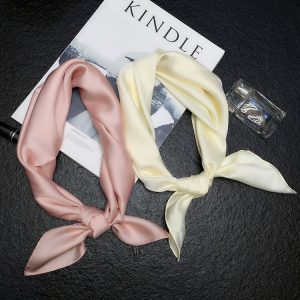 Foulard carré ELLA 1